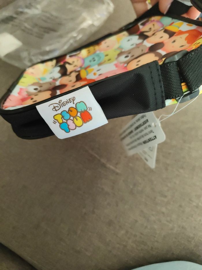 Sacoche Disney tsum tsum neuve - photo numéro 4