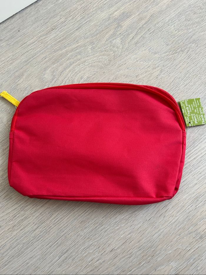 Trousse toilette neuve - photo numéro 2