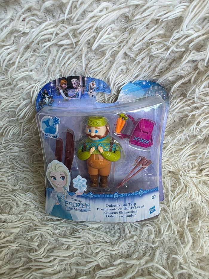 Poupee figurine disney princesse little kingdom reine des neiges Oaken disneyland paris - disney store - hasbro