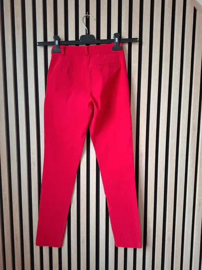 Pantalon rouge 10 ans fille - photo numéro 3
