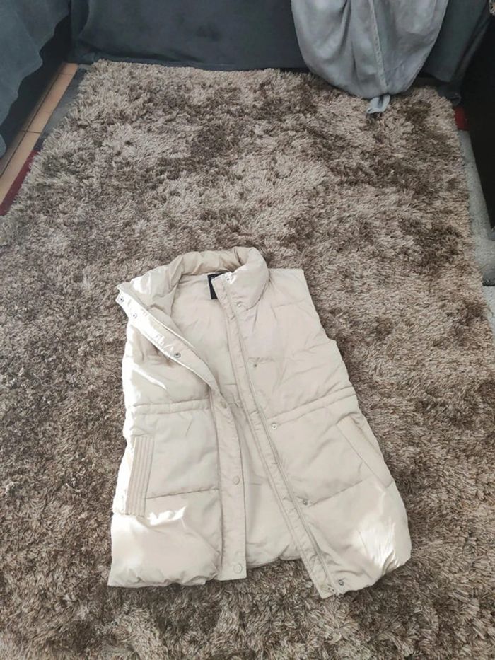 🎀 Promo 11€🎀Jolie veste sans manches 💎 stradivarius 36 💎 - photo numéro 11