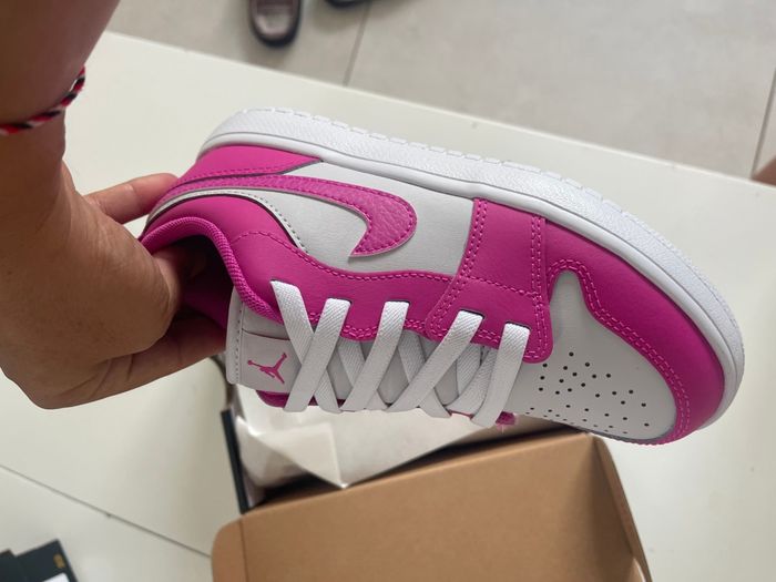 Nike air Jordan 1 low neuve authentiques - photo numéro 3