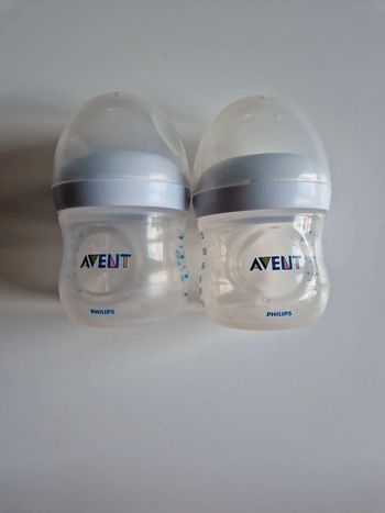 Lot de 2 biberons plastiques philips avent