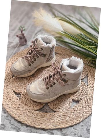 Chaussures taille 28