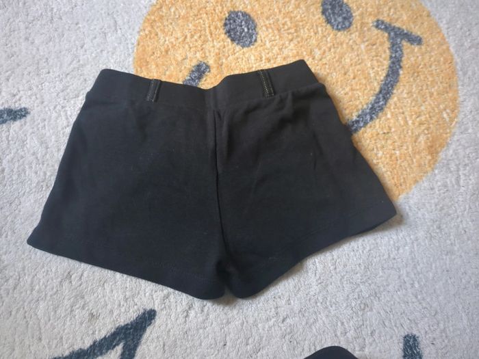 Short 7 ans orchestra noir clouté tête de mort rock n Roll - photo numéro 4