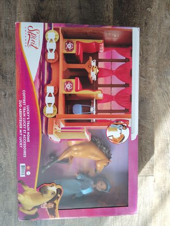 Grand coffret train Lucky avec accessoires Spirit