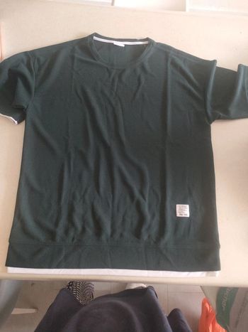 T-shirt taille L léger vert neuf