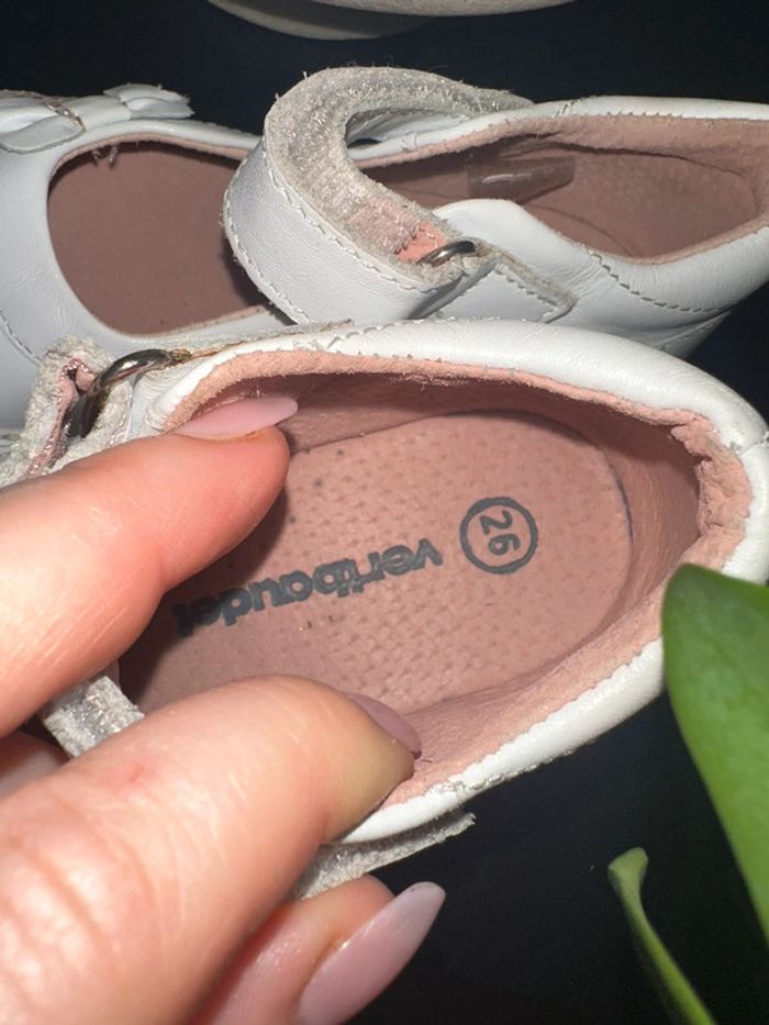Chaussures Vertbaudet taille 26 - photo numéro 3