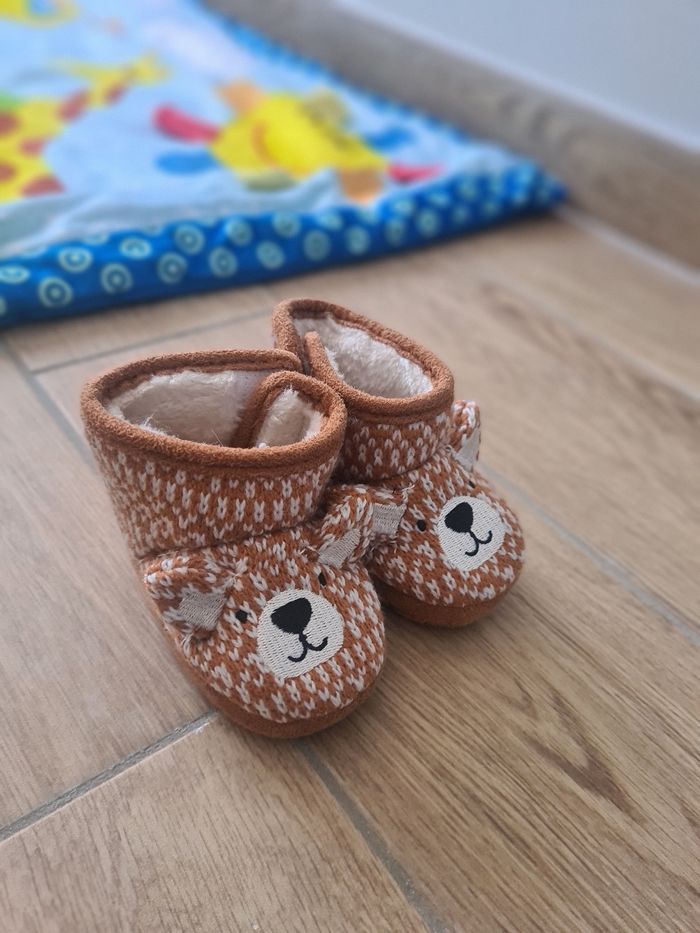 Lot de chaussure bébé - photo numéro 2