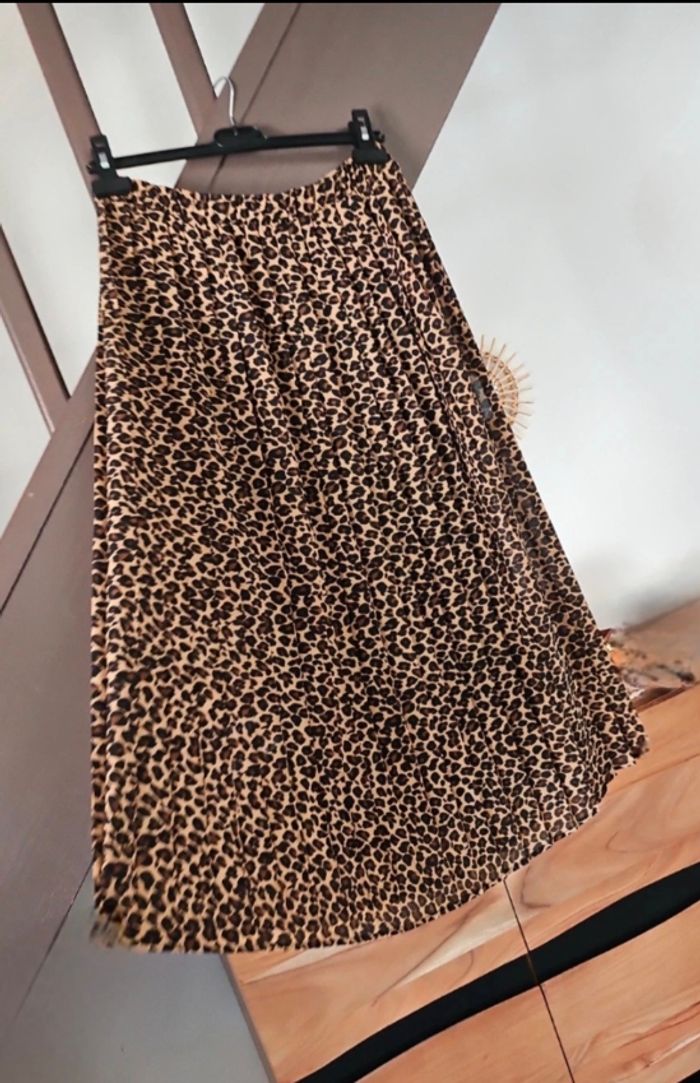 Jupe plissée tendance - photo numéro 2