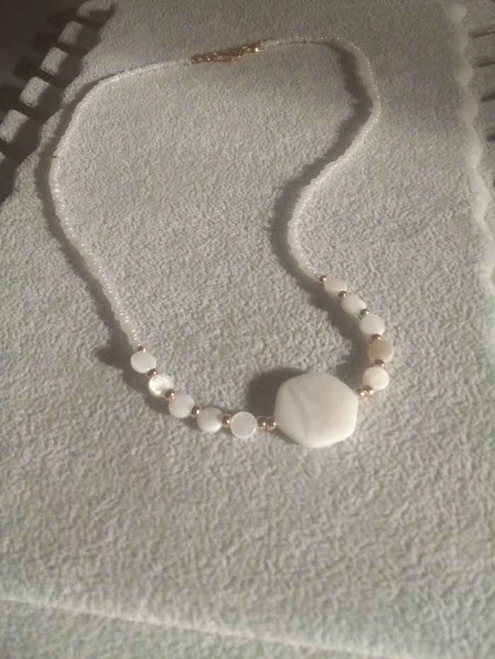 Collier bohème de nacre naturelle blanche - photo numéro 5