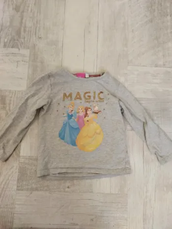 T-shirt manches longues princesses Disney 3 ans