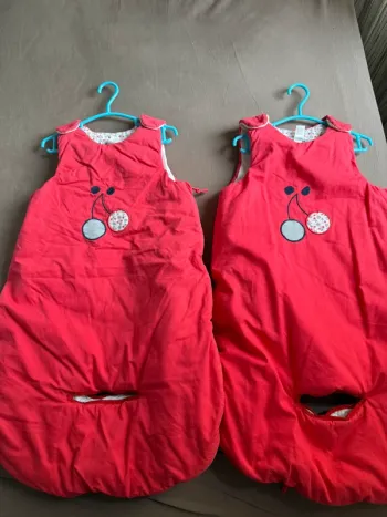 Lot de 2 gigoteuse Obaibi idéal jumelles