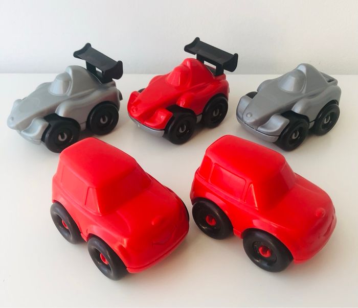 Lot de 5 voitures