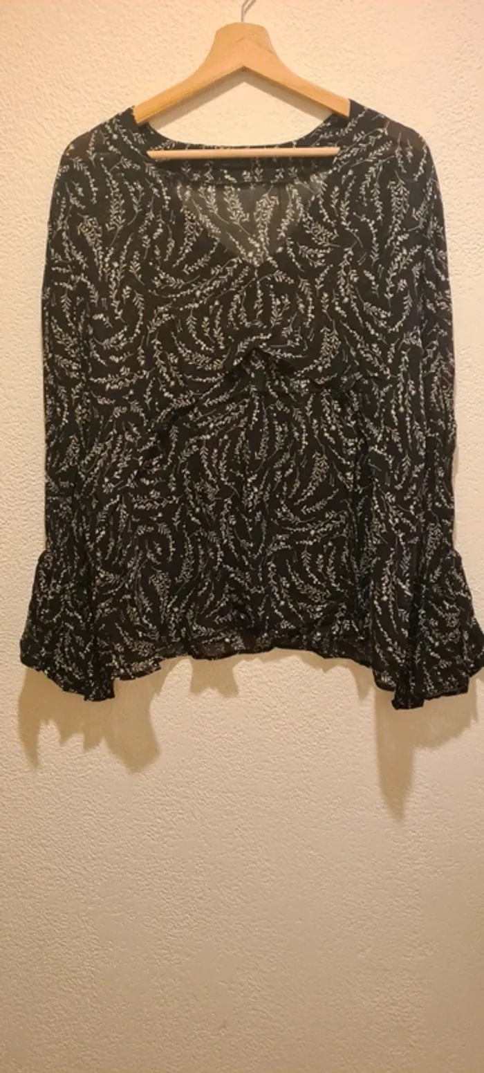 Blouse noire motifs blancs IKKS
