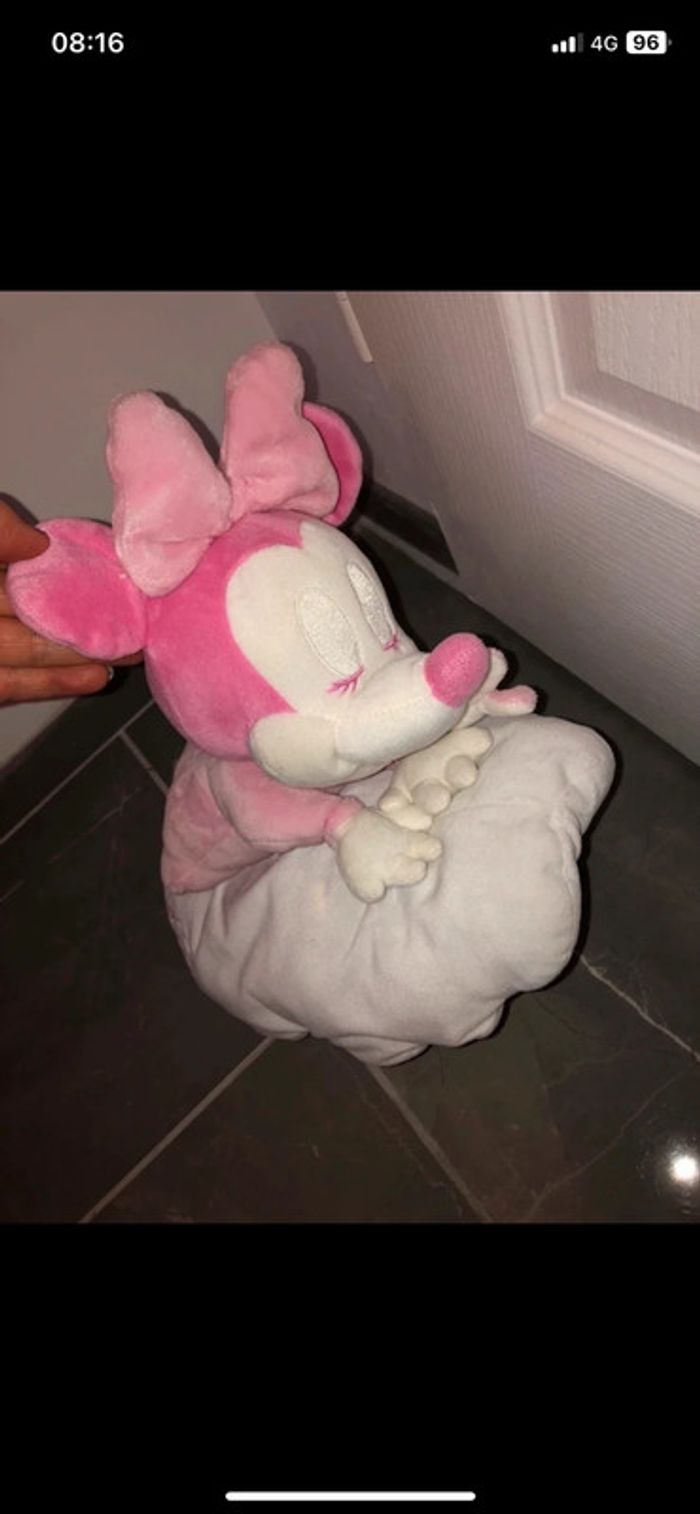 Coussin peluche minnie Disney