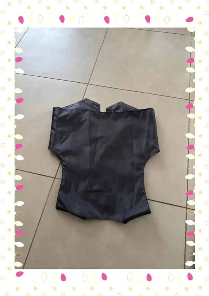 Costume 3 pièce noir comme neuf mis une fois garçon 12 ans enfant - photo numéro 10