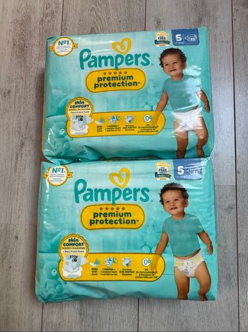 2 paquets de 33 couches Pampers prenium T5