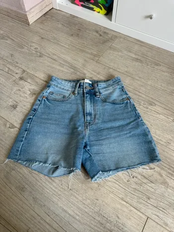 Short en jeans taille haute hm slim