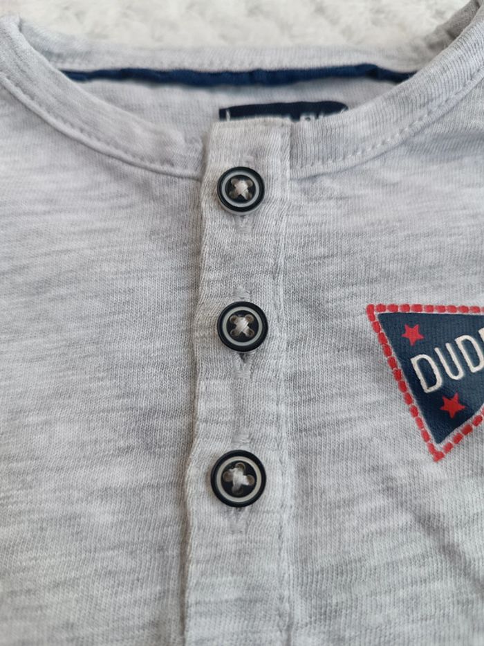 🔸 T-shirts Manches Longues Fun - Kiabi 6 Mois🔸 - photo numéro 2