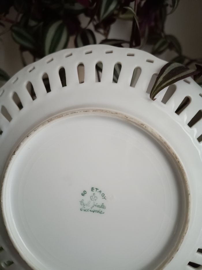 2 assiettes en porcelaine - photo numéro 4