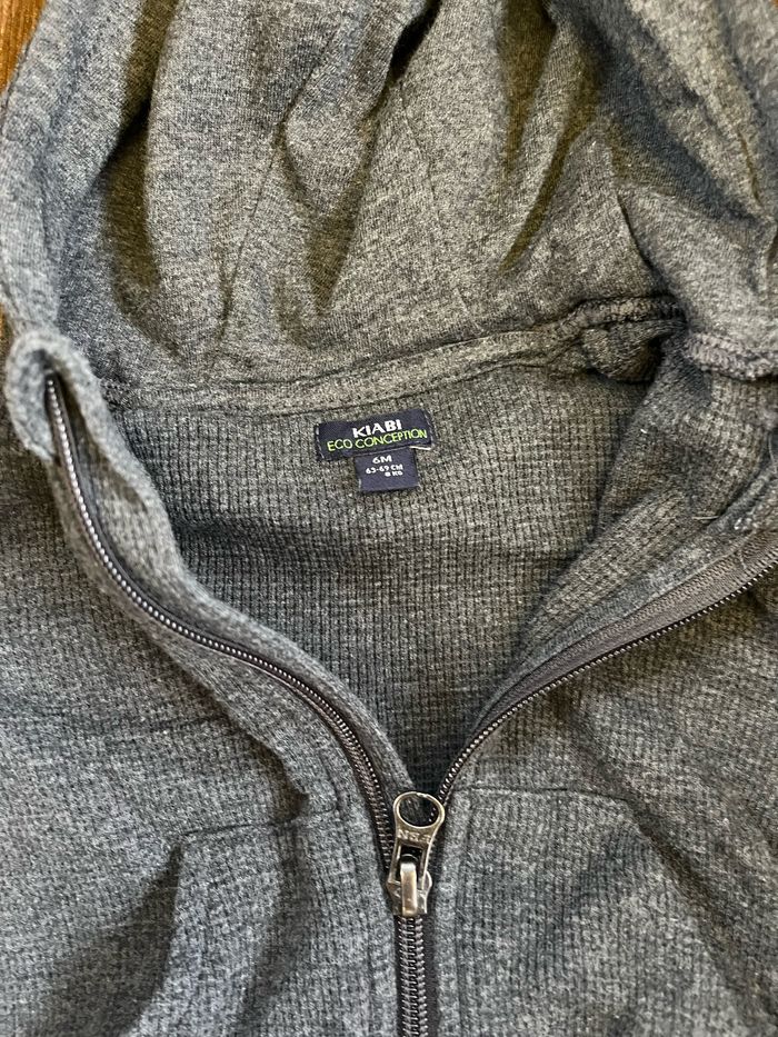 Ensemble jogging 6 mois - photo numéro 3