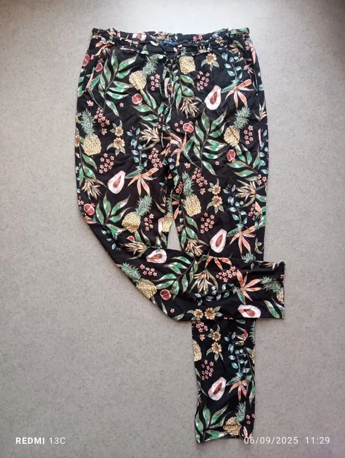 Pantalon taille 40 Kiabi