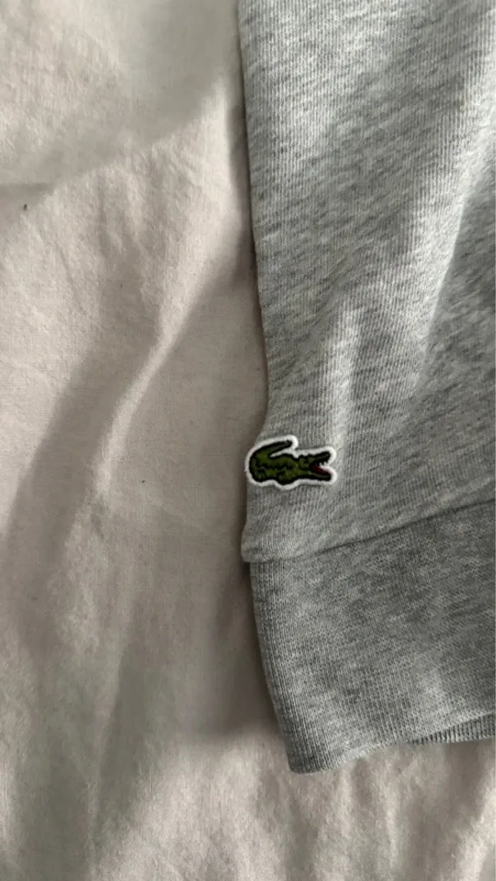 Pull lacoste - photo numéro 2