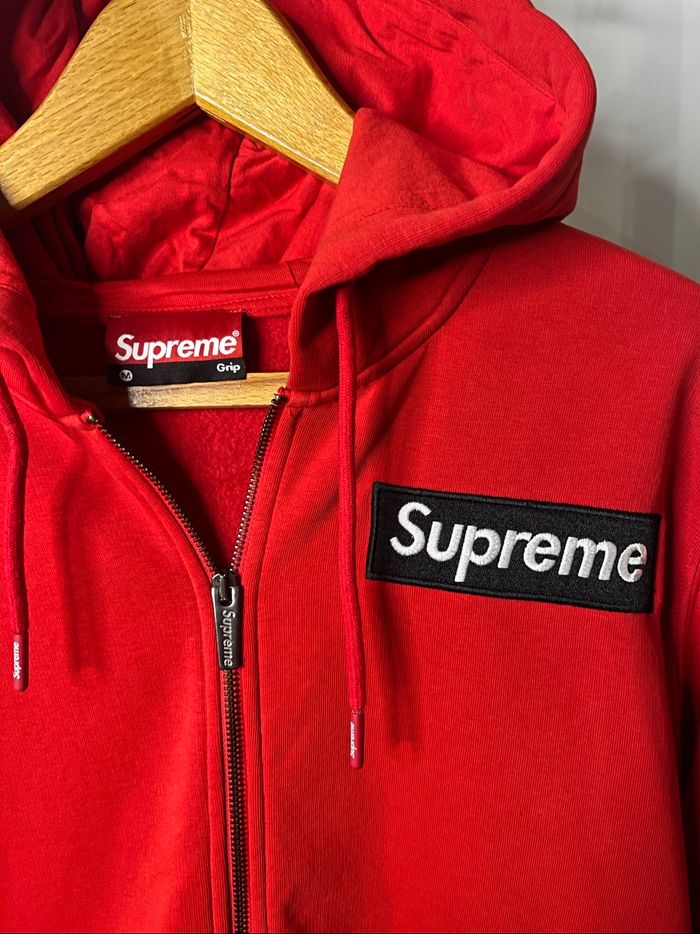 Sweat pull capuche Supreme rouge - Taille L - photo numéro 2