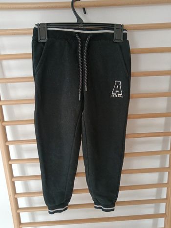 Joggings kiabi