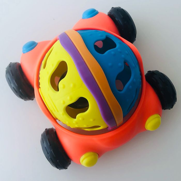 Voiture avec grelot Jouet 1er age