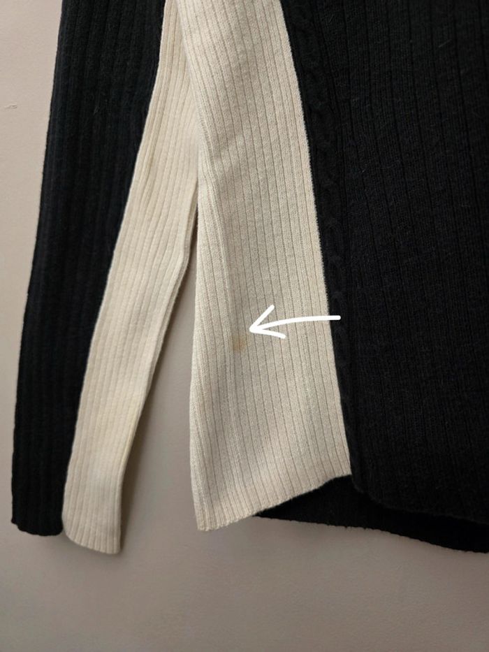Pull Tommy Hilfiger col V noir et blanc rayé M / chic casual léger - photo numéro 3