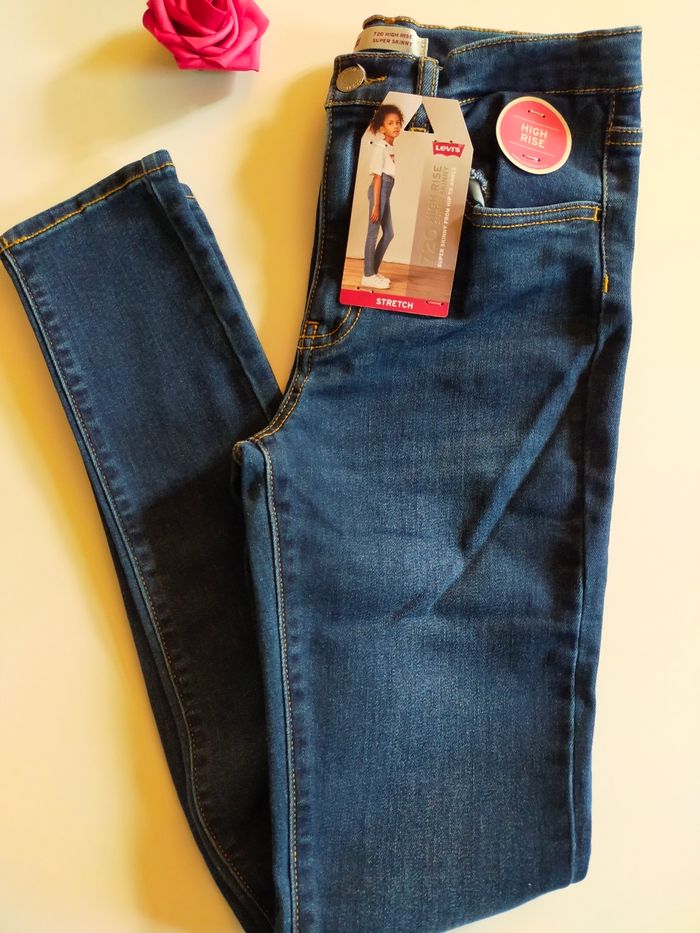 Levi's Jean 720 Taille haute Skinny 14 ans - photo numéro 2