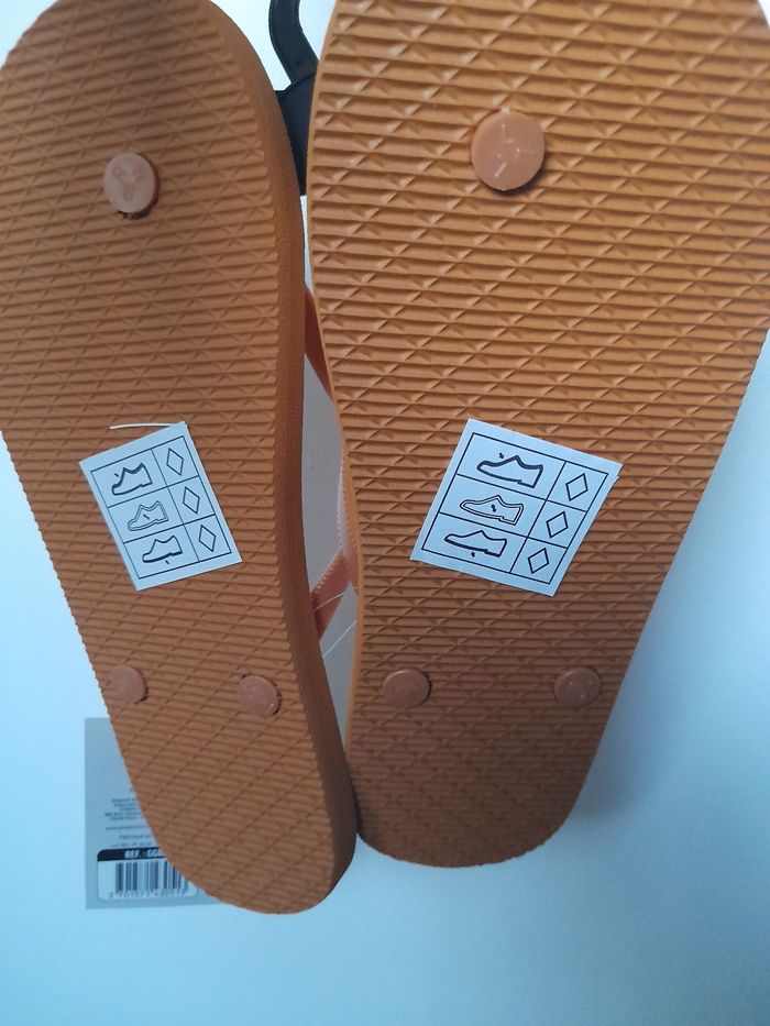Tongs femme taille 40