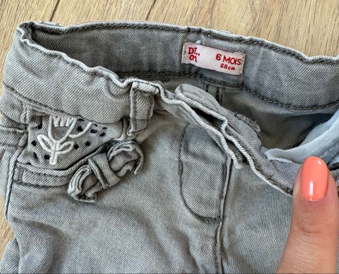 Jean 6M - photo numéro 4