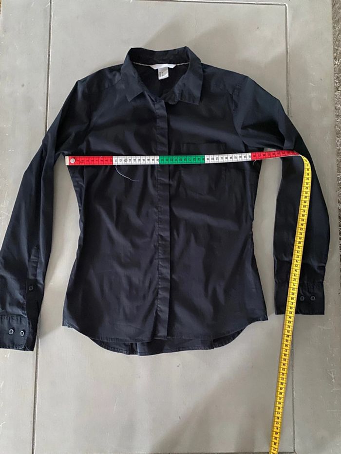 Chemise H&M taille 36 noire stretch cintré manches longues - photo numéro 10