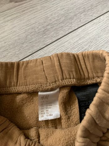Lot de 4 pantalons 2 /3 ans  bon état