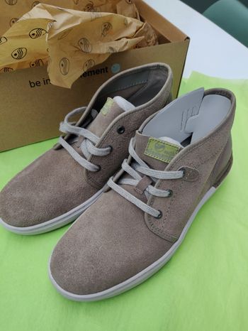 Chaussures homme neuves 43 derby suede