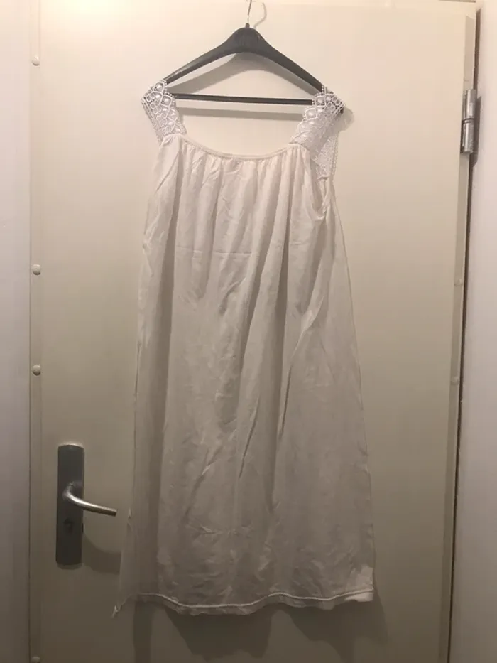 Robe femme jupon flamines à dentelle blanche taille XXL - photo numéro 2