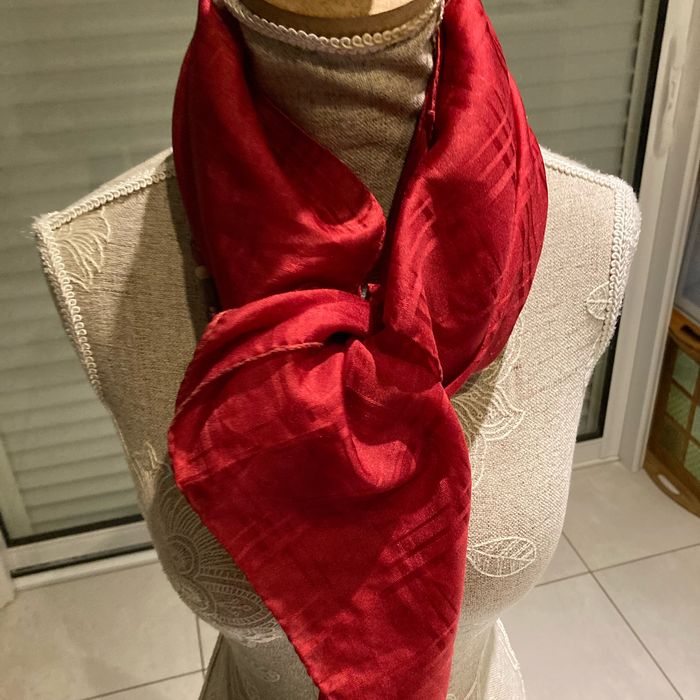 Foulard rouge