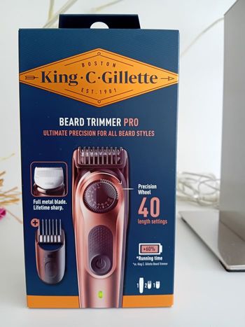 Tondeuse à barbe beard trimmer king C gillette
