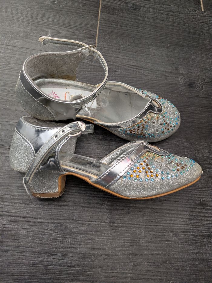 Chaussures princesse - photo numéro 3
