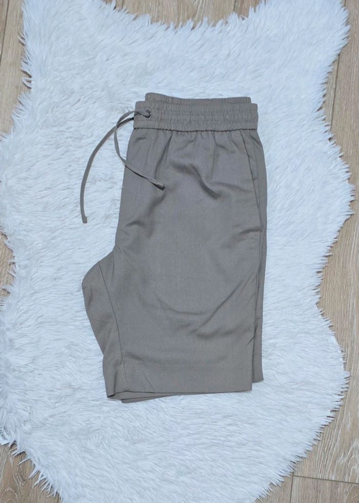 Short Next taille EUR 38 - photo numéro 4