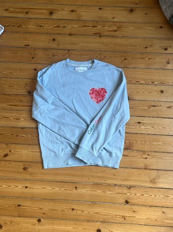 Pull Calvin Klein homme cœur rouge taille M