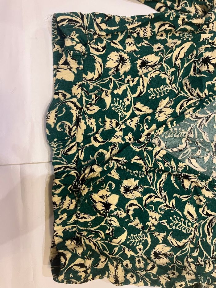 Blouse manches longues fleurie verte et beige zara taille S/36 - photo numéro 6