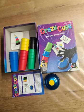Jeu de société Crazy Cups des éditions Gigamic,