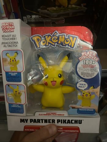 BANDAI My Partner Pikachu pokemon figurine parlante