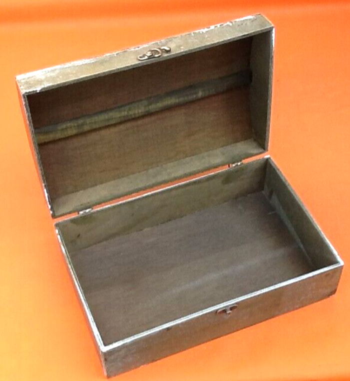 Coffret bombé Bois cérusé Fermoir laiton - photo numéro 3