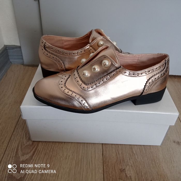 Chaussures slip-on rose doré P36 neuves
