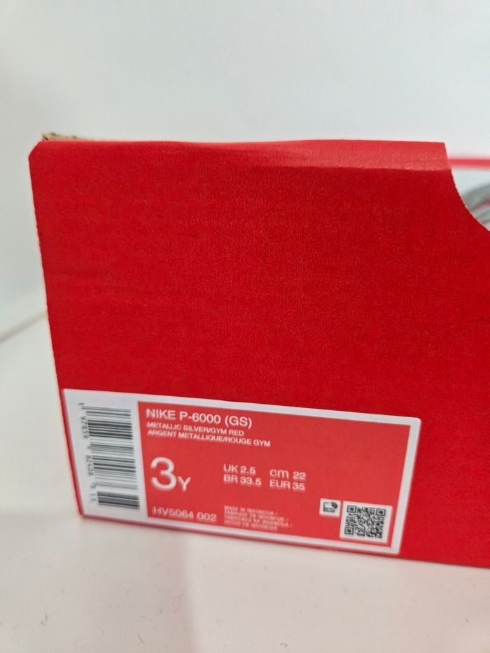 Nike p6000 taille 35 neuves gris argenté rouge neuves - photo numéro 8